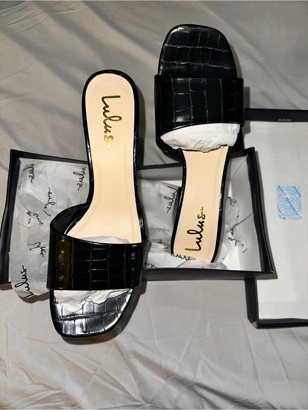 Lulu's Black Croc-Embossed Slide Mules